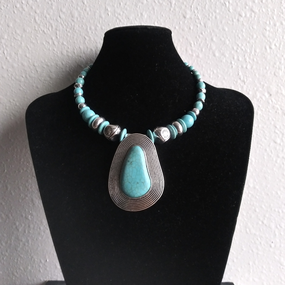ERICA LYONS Turquoise necklace
